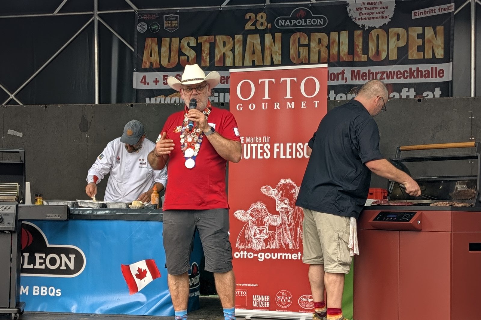 Showgrillen auf der Bühne der Österreichischen Grillmeisterschaft 2026 mit Kostproben fürs Publikum